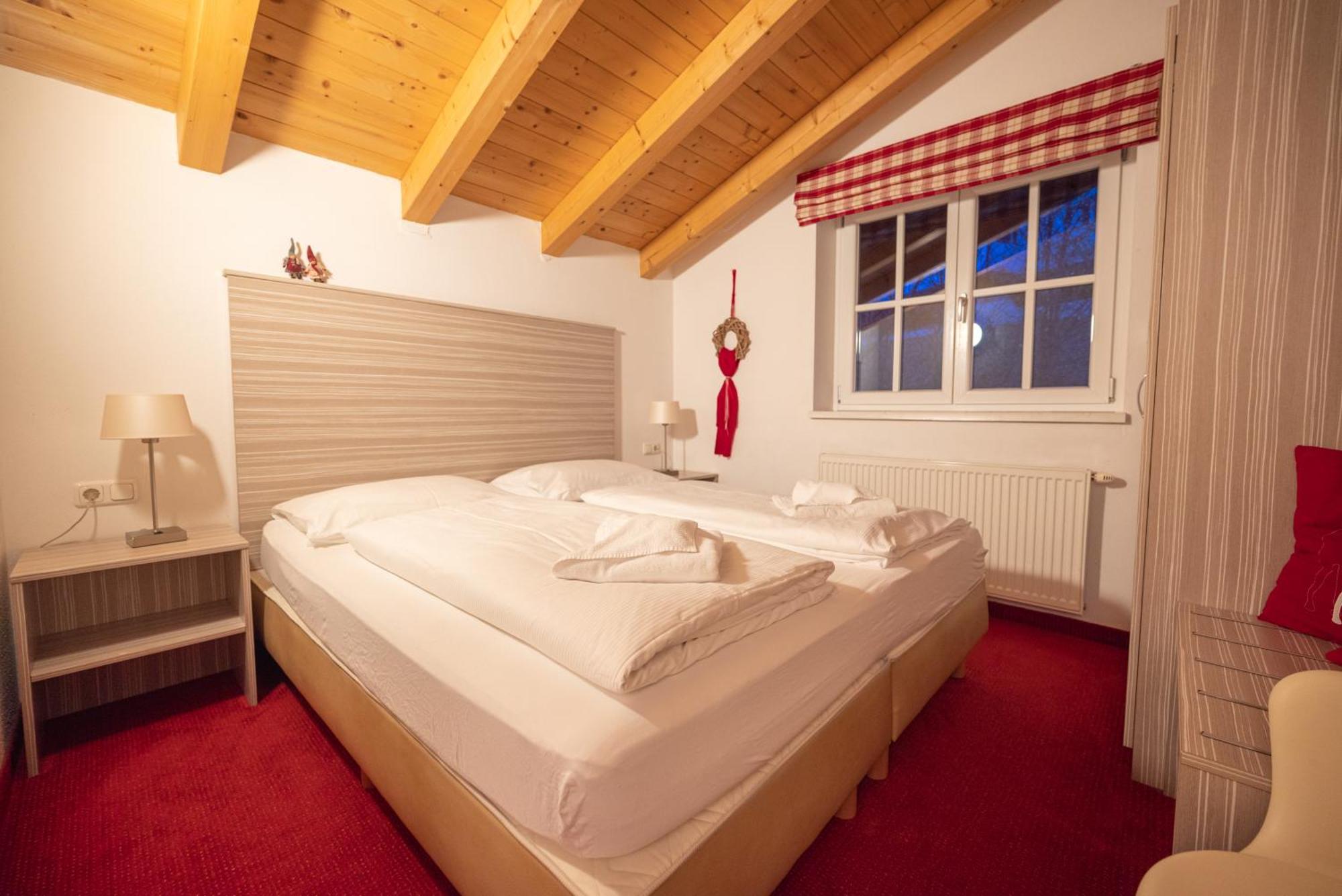 All Seasons Lodge By All In One Apartments Kaprun Buitenkant foto